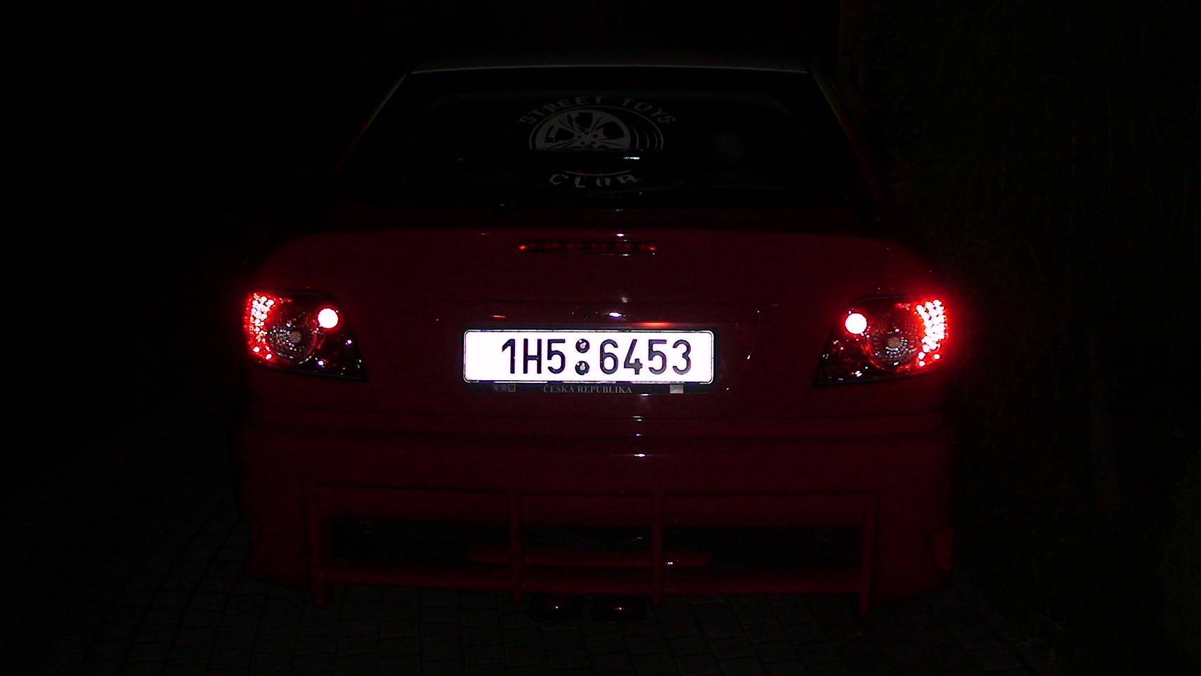 224.JPG