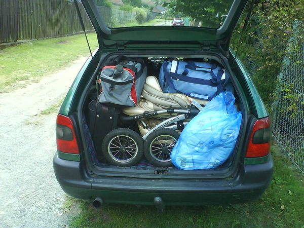 Na cestách,kufr.jpg